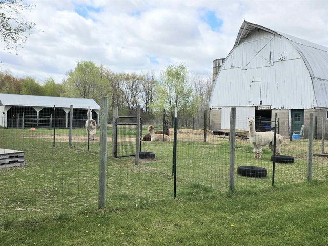 W6581 Meyer Road, New Lisbon, WI 53950