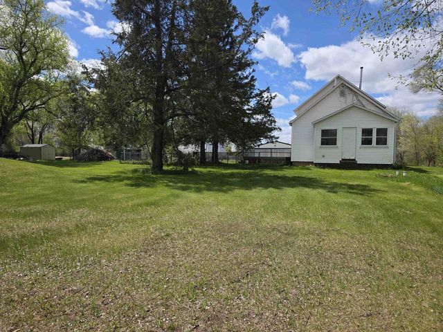 W6581 Meyer Road, New Lisbon, WI 53950