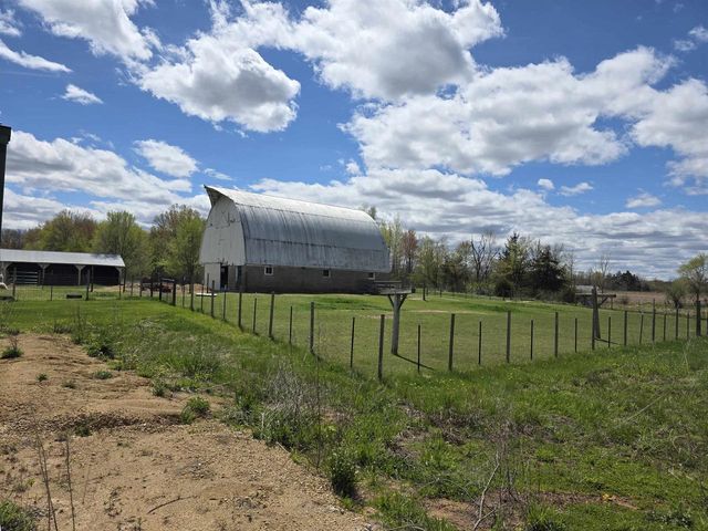 W6581 Meyer Road, New Lisbon, WI 53950