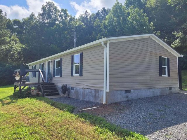 339 County Road 61, Riceville, TN 37370