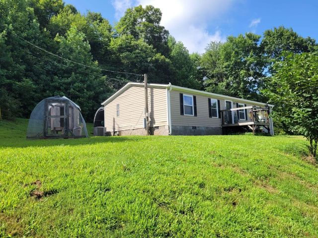 339 County Road 61, Riceville, TN 37370
