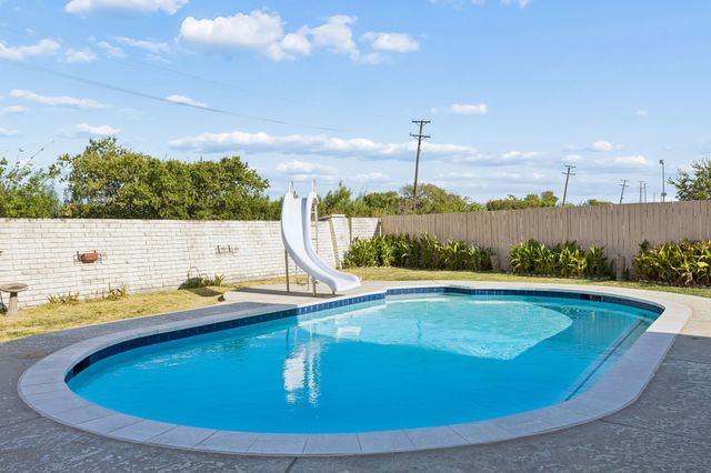 7589 Juliet Lane, Fort Worth, TX 76137