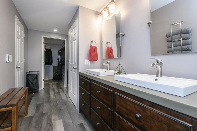 543 Goldenrod Circle, Verona, WI 53593