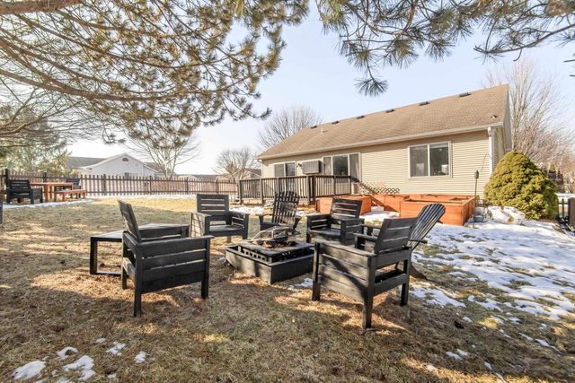 543 Goldenrod Circle, Verona, WI 53593