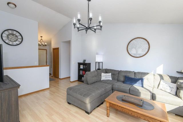 543 Goldenrod Circle, Verona, WI 53593