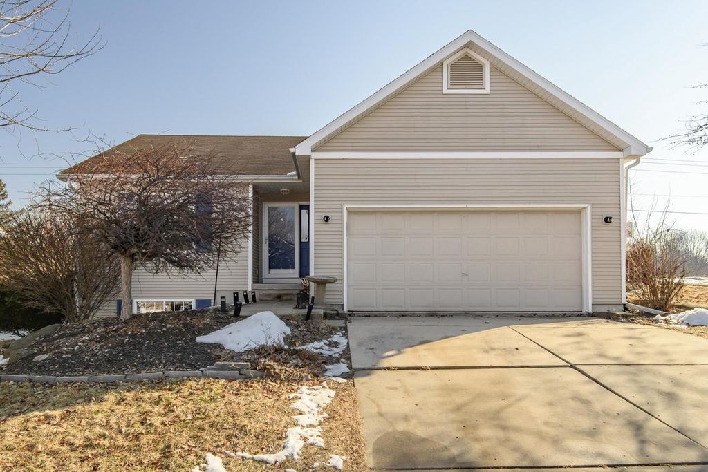 543 Goldenrod Circle, Verona, WI 53593