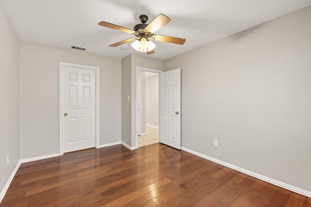 1909 May Street, Fort Worth, TX 76110