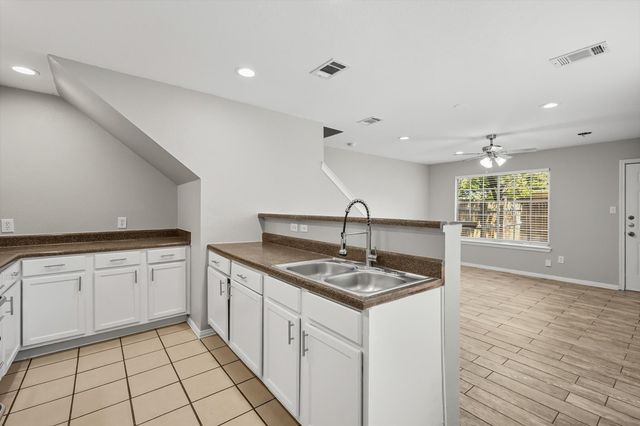 1909 May Street, Fort Worth, TX 76110