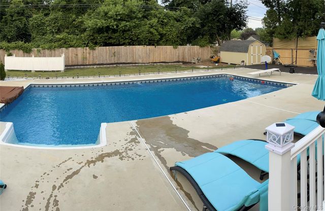 19 Osborne Avenue, Mount Sinai, NY 11766