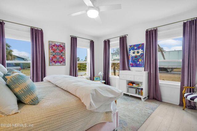 636 8TH Avenue N, Jacksonville Beach, FL 32250