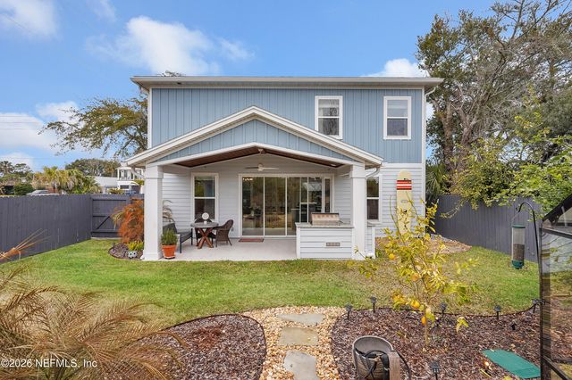 636 8TH Avenue N, Jacksonville Beach, FL 32250