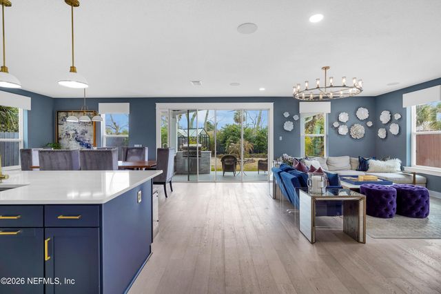 636 8TH Avenue N, Jacksonville Beach, FL 32250