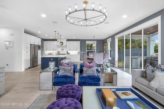 636 8TH Avenue N, Jacksonville Beach, FL 32250