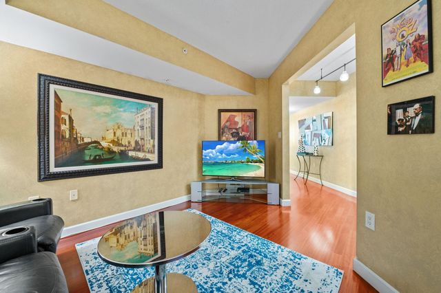 2001 N Ocean Boulevard 605, Fort Lauderdale, FL 33305