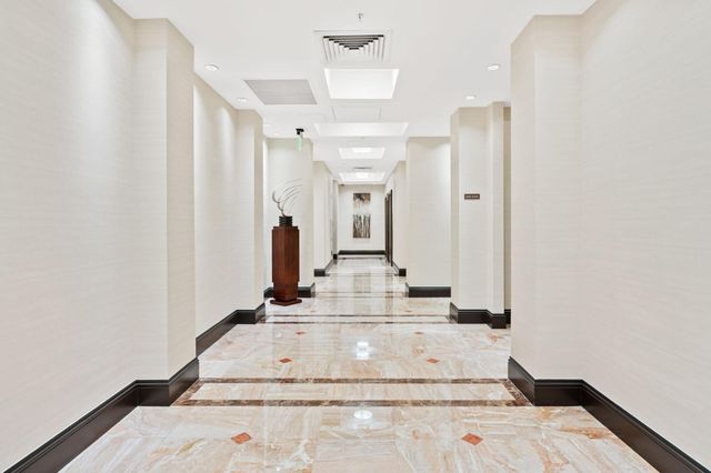 2001 N Ocean Boulevard 605, Fort Lauderdale, FL 33305