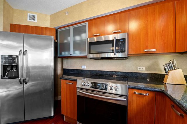 2001 N Ocean Boulevard 605, Fort Lauderdale, FL 33305