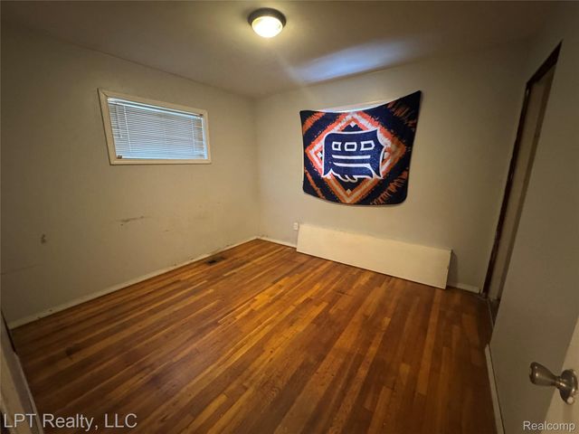 1686 S Bassett Street, Detroit, MI 48217