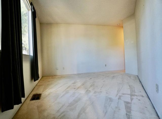 7390 Mission Trails Dr 95, Santee, CA 92071