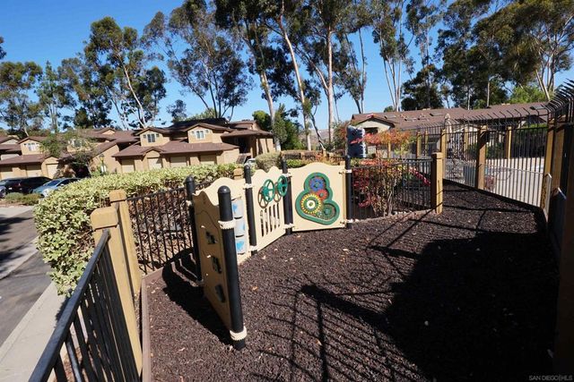 7390 Mission Trails Dr 95, Santee, CA 92071