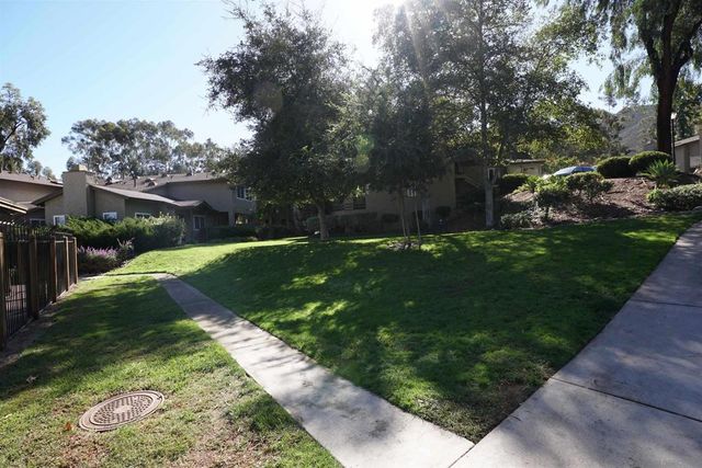 7390 Mission Trails Dr 95, Santee, CA 92071
