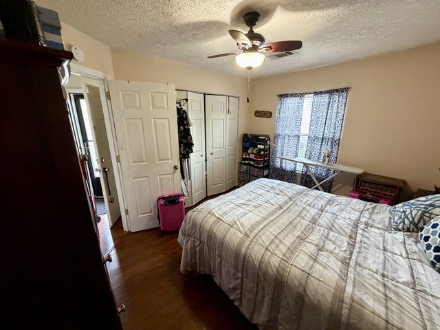 704 Maple Pl, Nashville, TN 37216