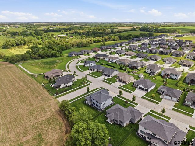 1111 Terrace View Drive, Hickman, NE 68372