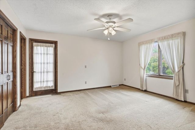 4710 Goldenrod Lane N, Plymouth, MN 55442