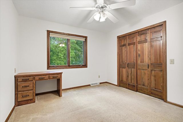 4710 Goldenrod Lane N, Plymouth, MN 55442