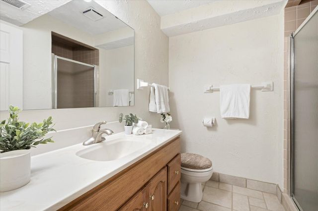 4710 Goldenrod Lane N, Plymouth, MN 55442