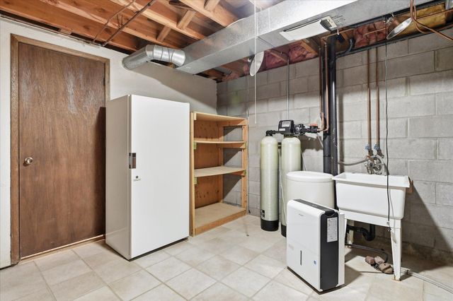4710 Goldenrod Lane N, Plymouth, MN 55442