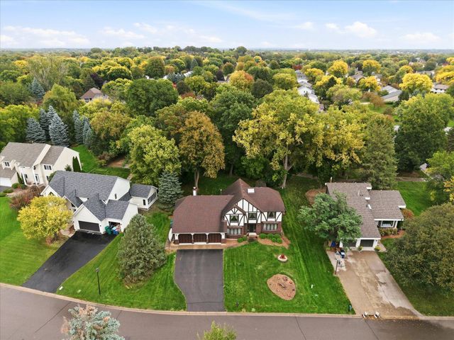 4710 Goldenrod Lane N, Plymouth, MN 55442