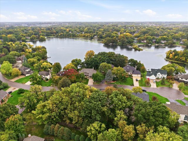 4710 Goldenrod Lane N, Plymouth, MN 55442