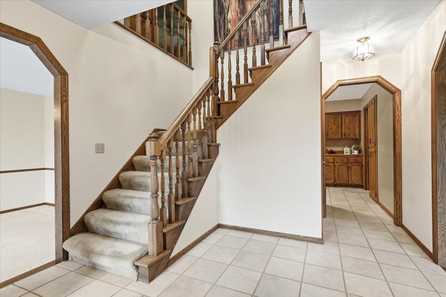 4710 Goldenrod Lane N, Plymouth, MN 55442