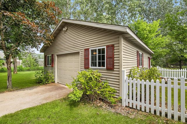 9880 NE River Road, Rice, MN 56367