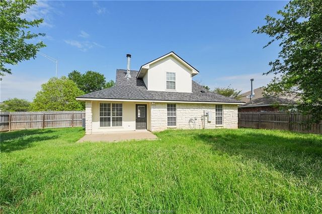 1300 Danville Court, College Station, TX 77845