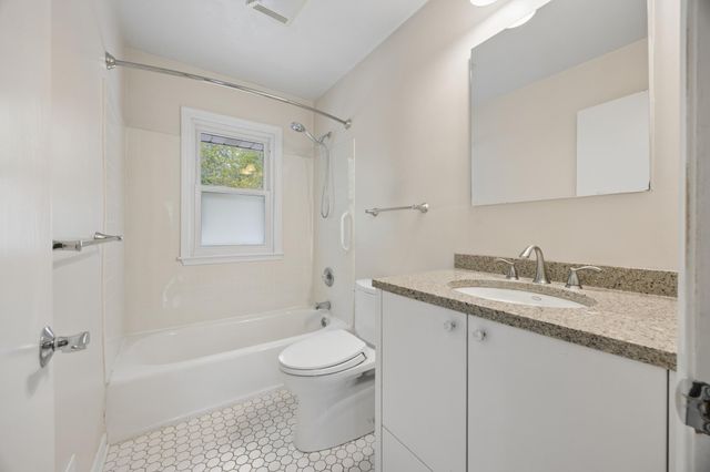 419 Tyler Avenue S, Hopkins, MN 55343
