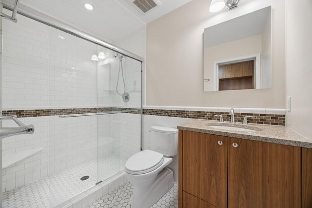 419 Tyler Avenue S, Hopkins, MN 55343
