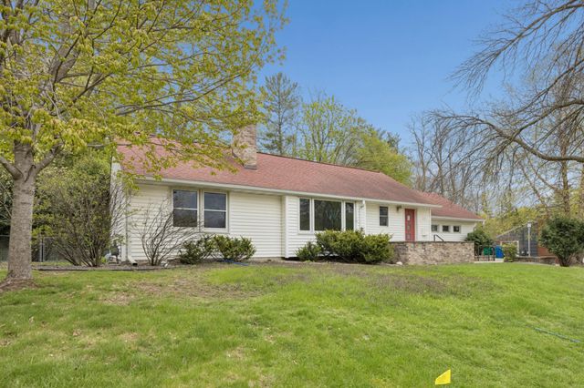 419 Tyler Avenue S, Hopkins, MN 55343