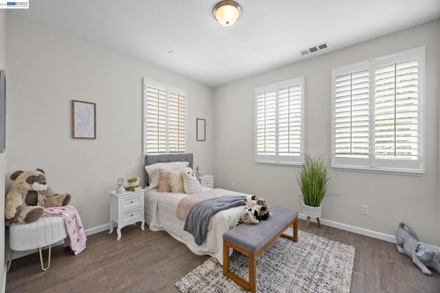 246 Sullivan Way, Hayward, CA 94541