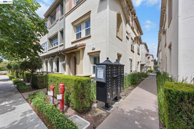 246 Sullivan Way, Hayward, CA 94541