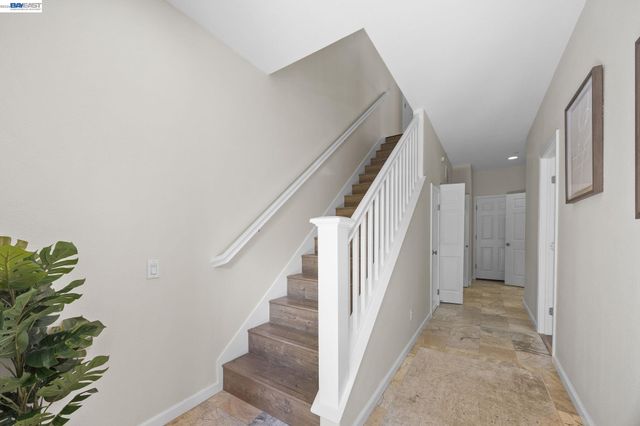 246 Sullivan Way, Hayward, CA 94541