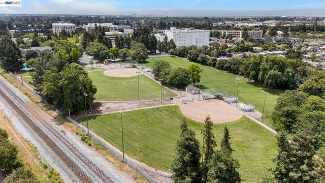 246 Sullivan Way, Hayward, CA 94541