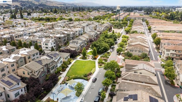 246 Sullivan Way, Hayward, CA 94541