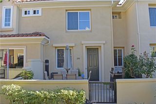 200 Via Vicini, Rancho Santa Margarita, CA 92688