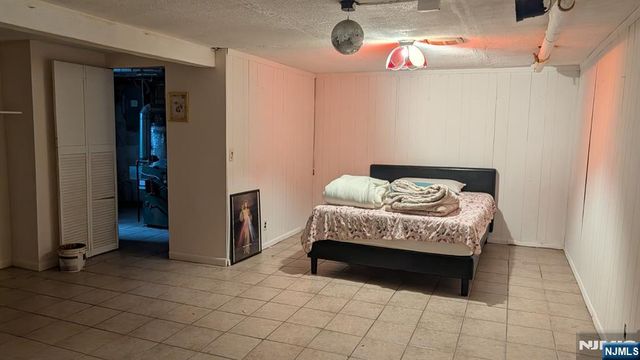 1067 Julia Street, Teaneck, NJ 07666