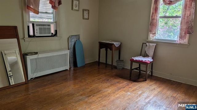 1067 Julia Street, Teaneck, NJ 07666