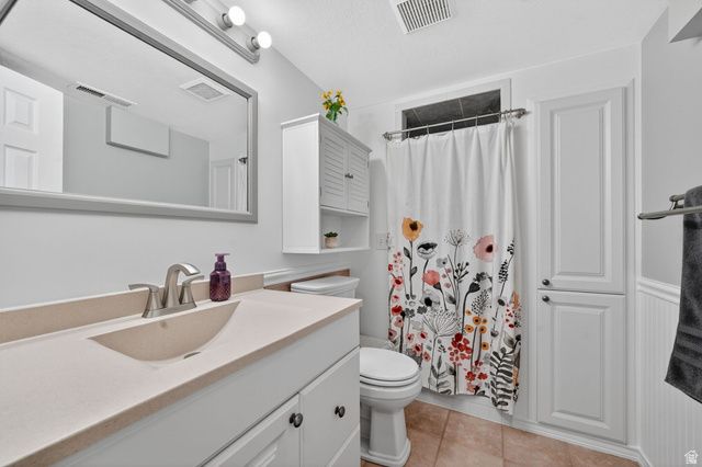 1581 W 6720 S, West Jordan, UT 84084