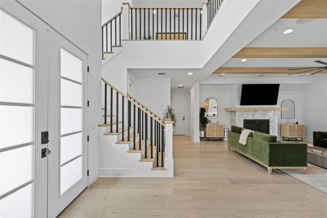 615 LUZON AVENUE, Tampa, FL 33606