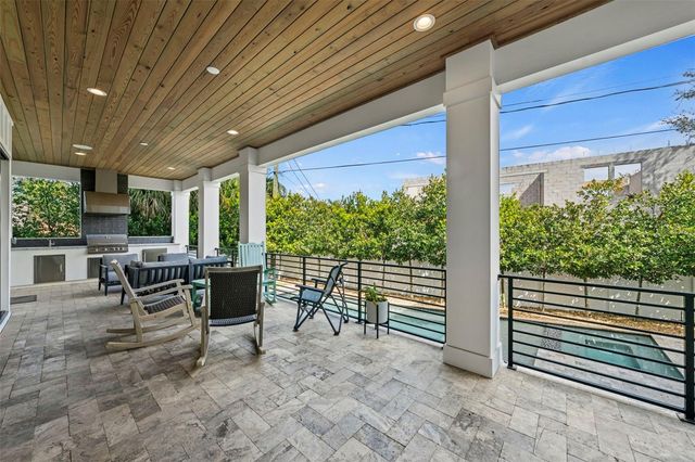 615 LUZON AVENUE, Tampa, FL 33606