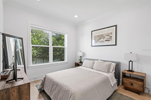 615 LUZON AVENUE, Tampa, FL 33606